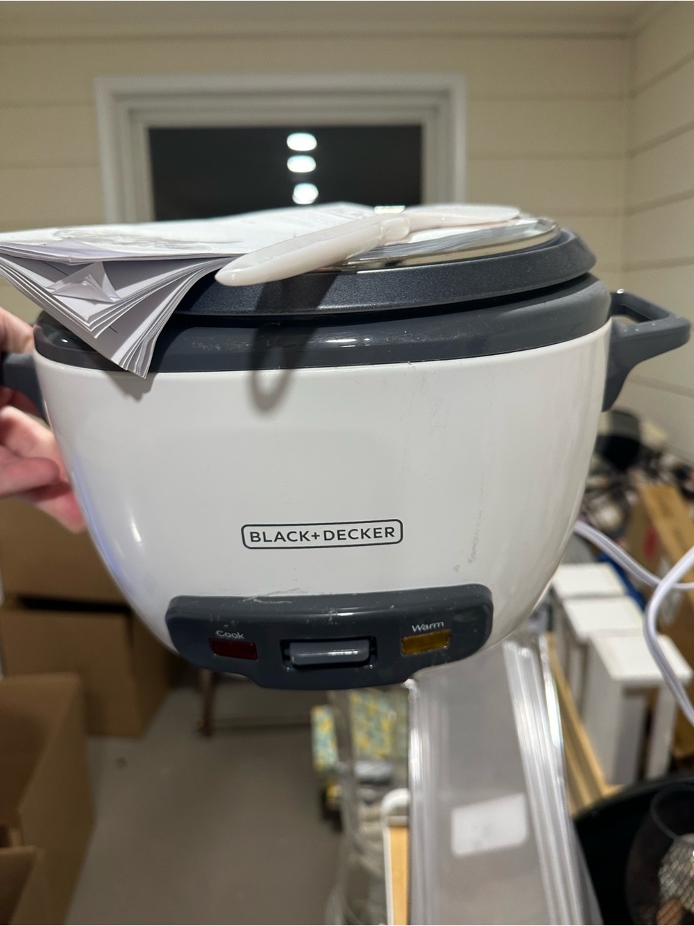 Black & Decker White and Dark Gray Rice Cooker with Lid